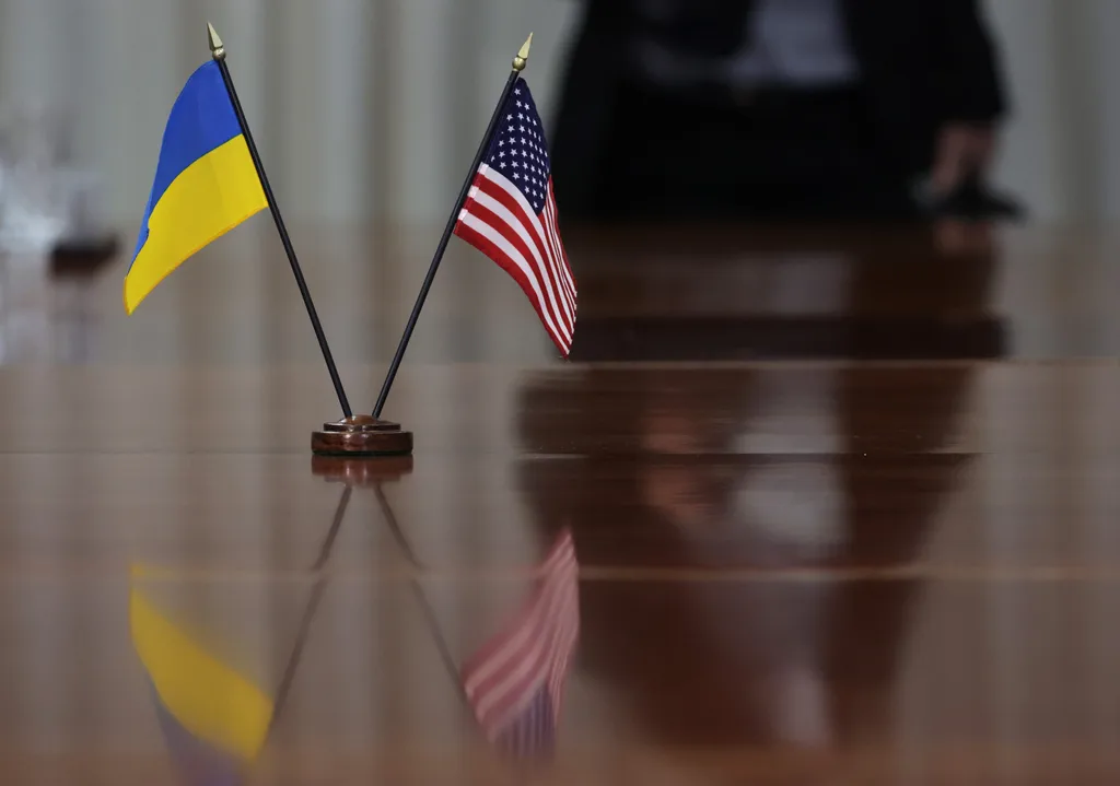 Европейские политики отправляются в США, чтобы спасти Украину
