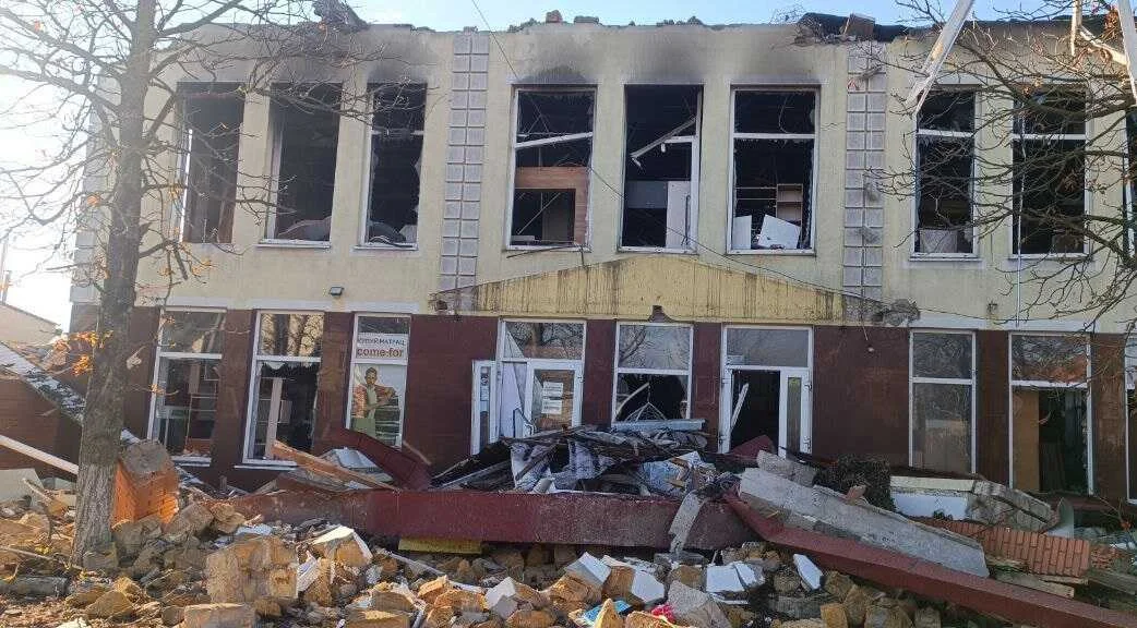 Херсон опять под обстрелом ВСУ: Боевики киевского режима нанесли удар по Скадовску